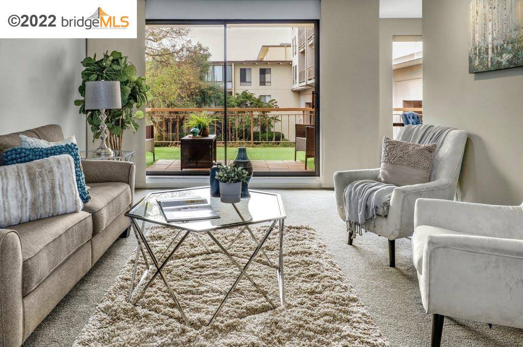 4 Commodore Drive #237, Emeryville, CA 94608
