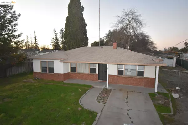 Oakdale, CA 95361,1512 W F St