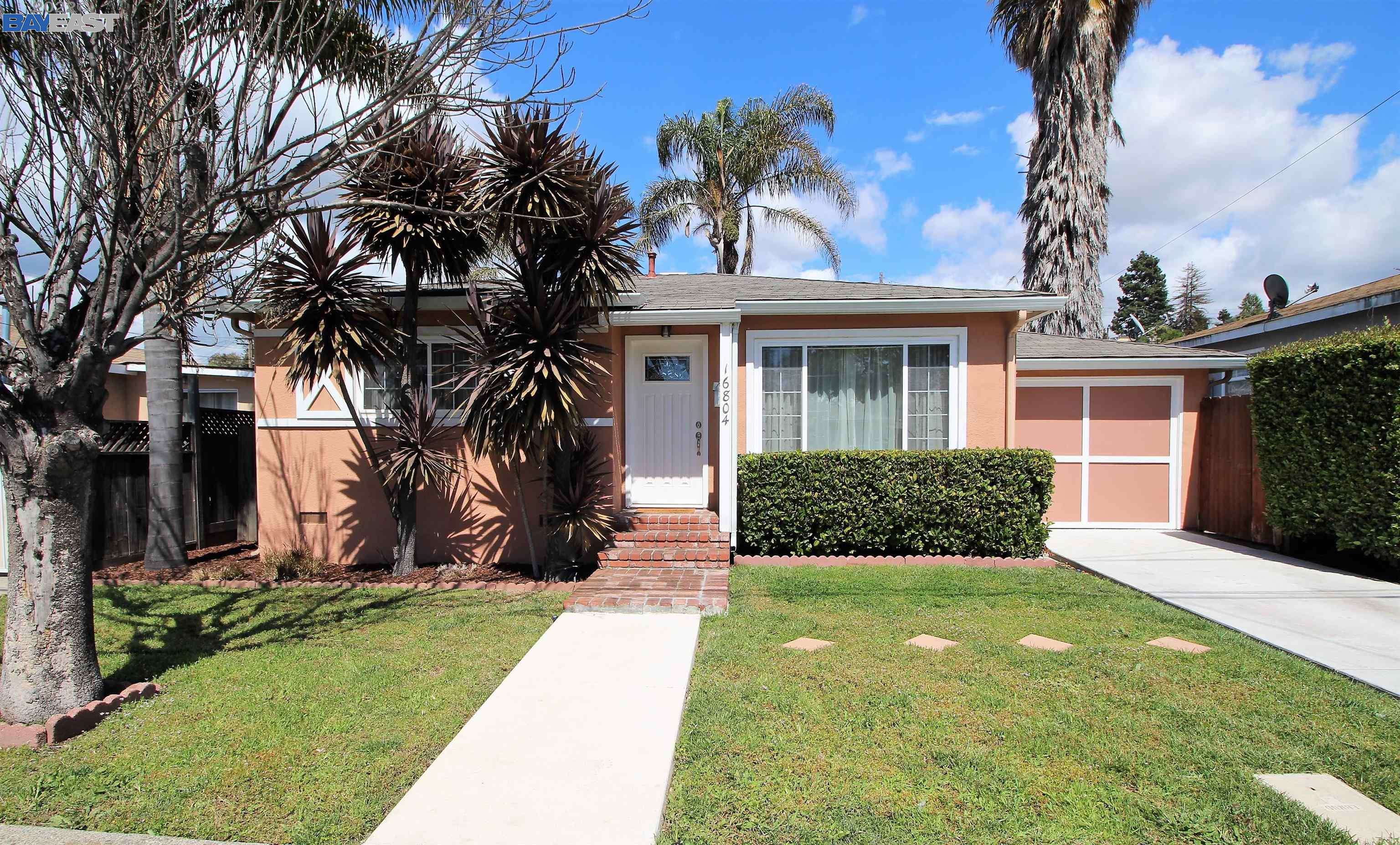 16804 Carriage Ln, San Leandro, CA 94578
