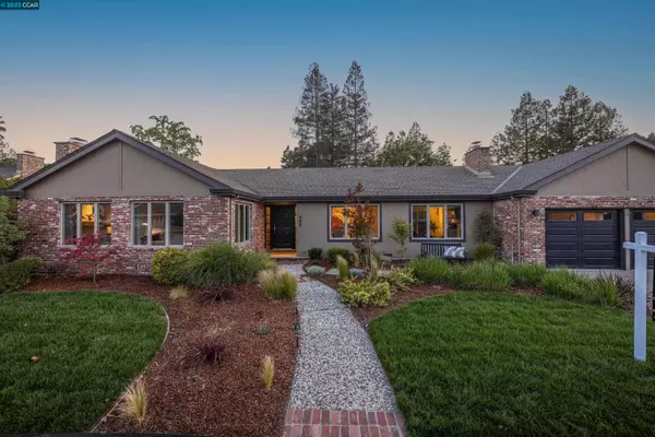 248 Draeger Dr, Moraga, CA 94556