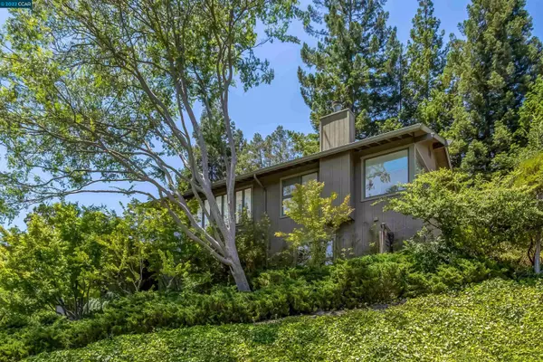 Orinda, CA 94563,39 Valley Dr