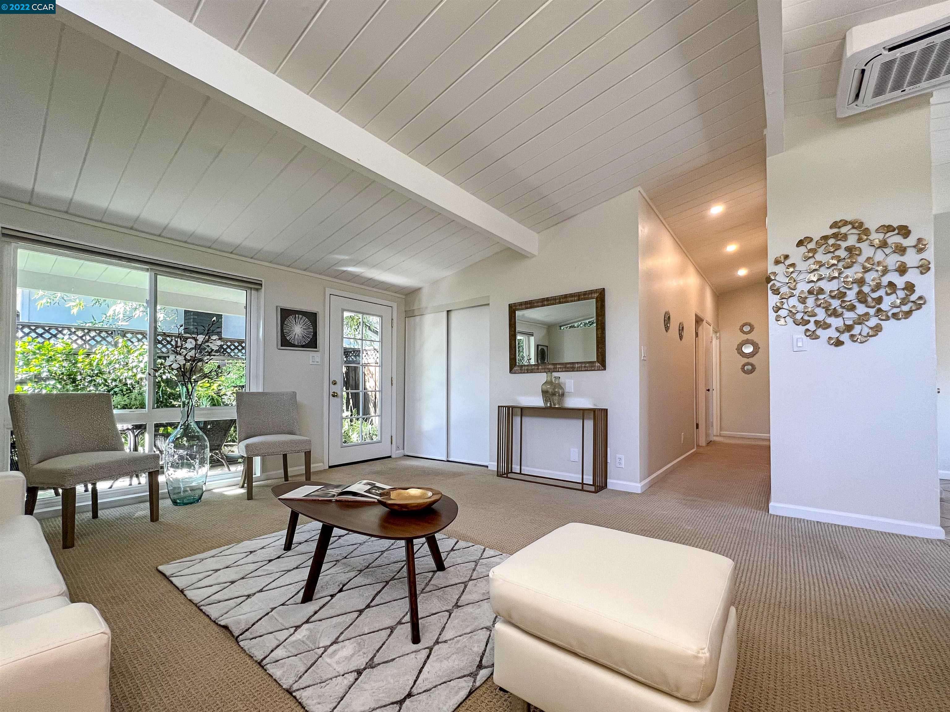 1136 Santa Lucia Dr, Pleasant Hill, CA 94523