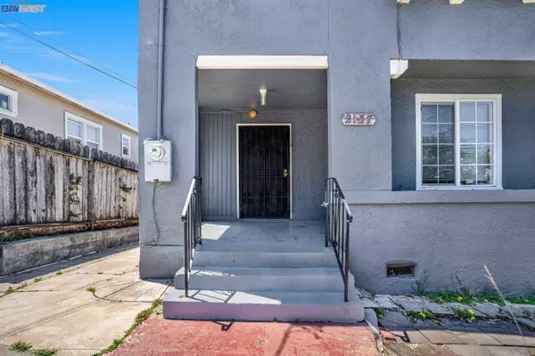 Oakland, CA 94606,2137 E 27Th St