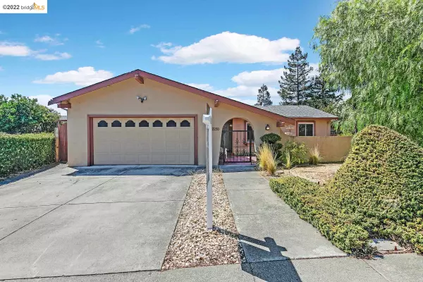 Martinez, CA 94553,2250 Minaret Dr