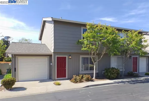 San Leandro, CA 94577,2289 Transom Way