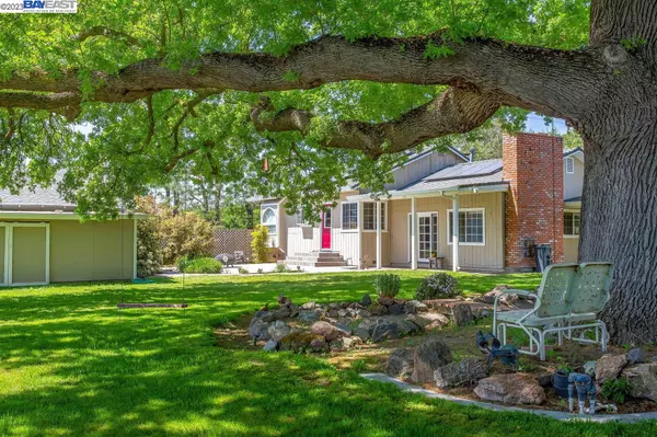 16822 S Austin Rd, Manteca, CA 95336