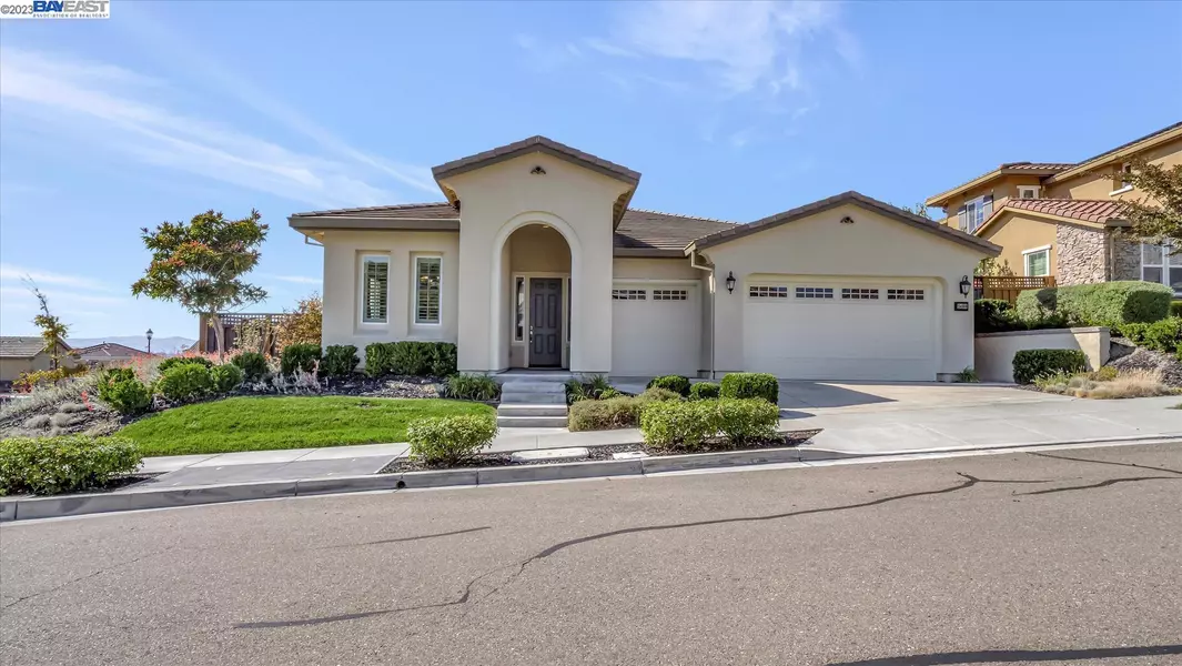 2400 Valentano Dr, Dublin, CA 94568