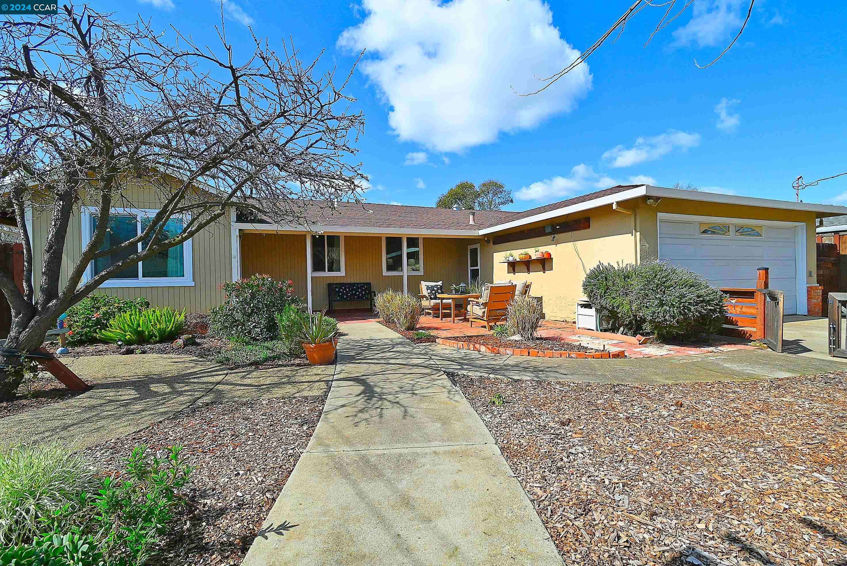 5530 Alaska Dr, Concord, CA 94521