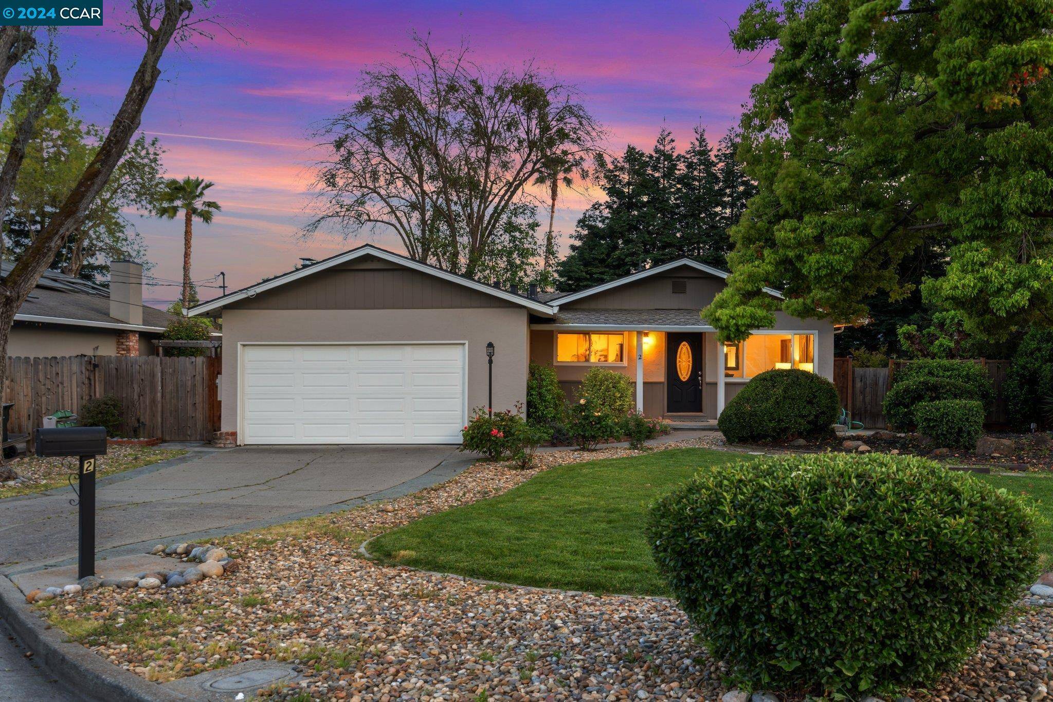2 Croyden Ct, Pleasant Hill, CA 94523