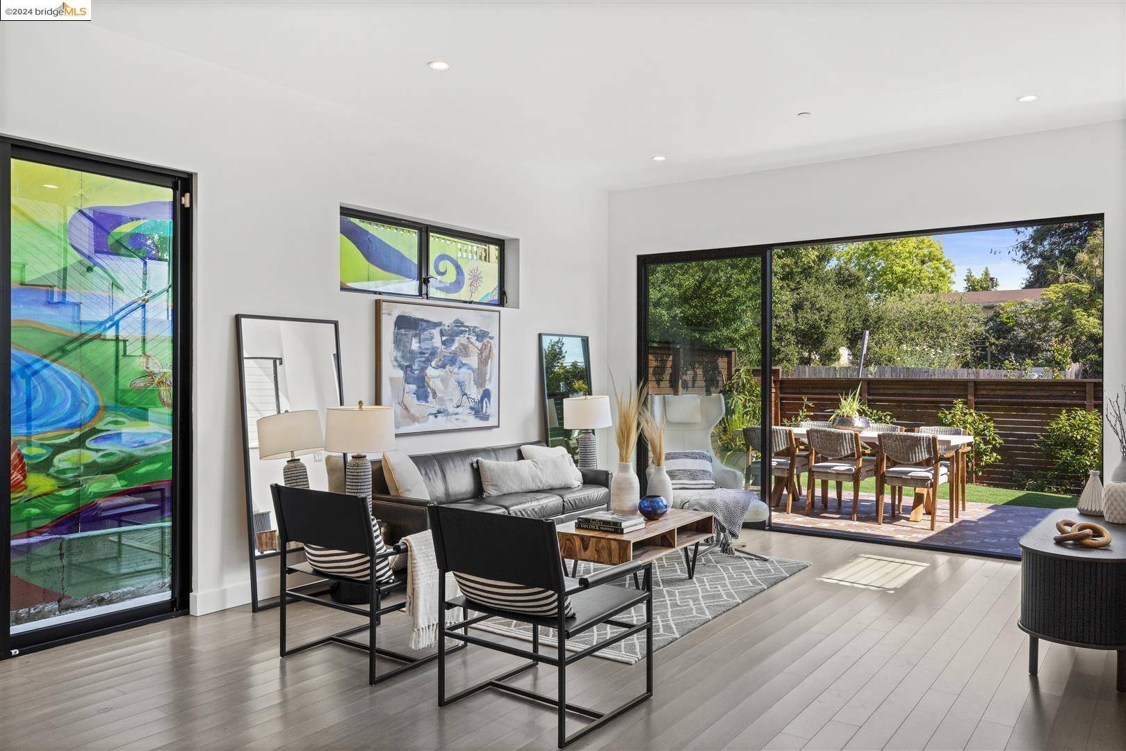 1817B Carleton St, Berkeley, CA 94703