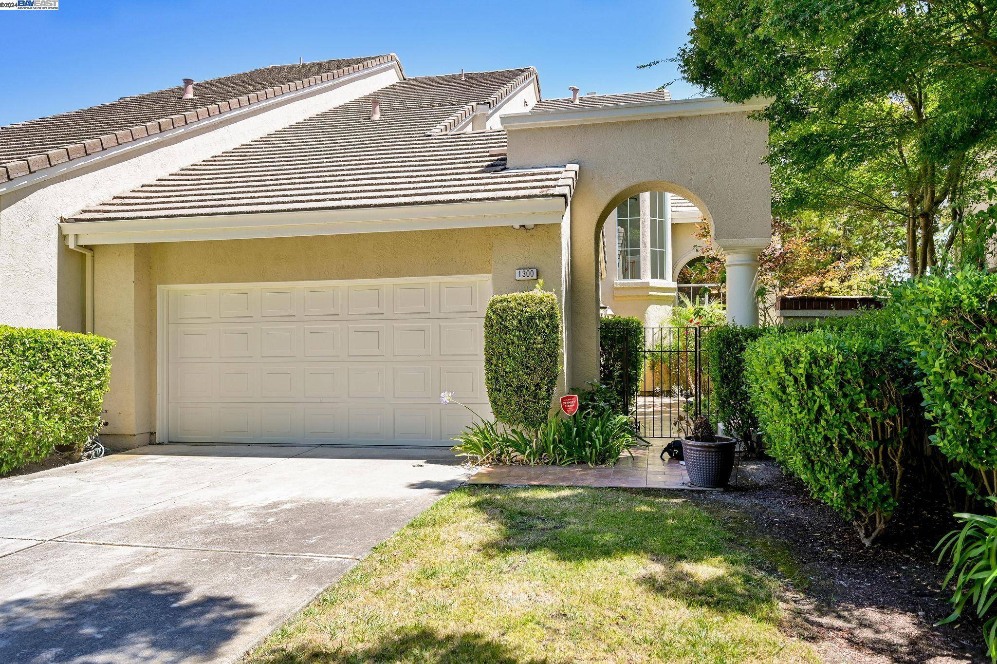 1300 Canyon Side Ave,  San Ramon,  CA 94582