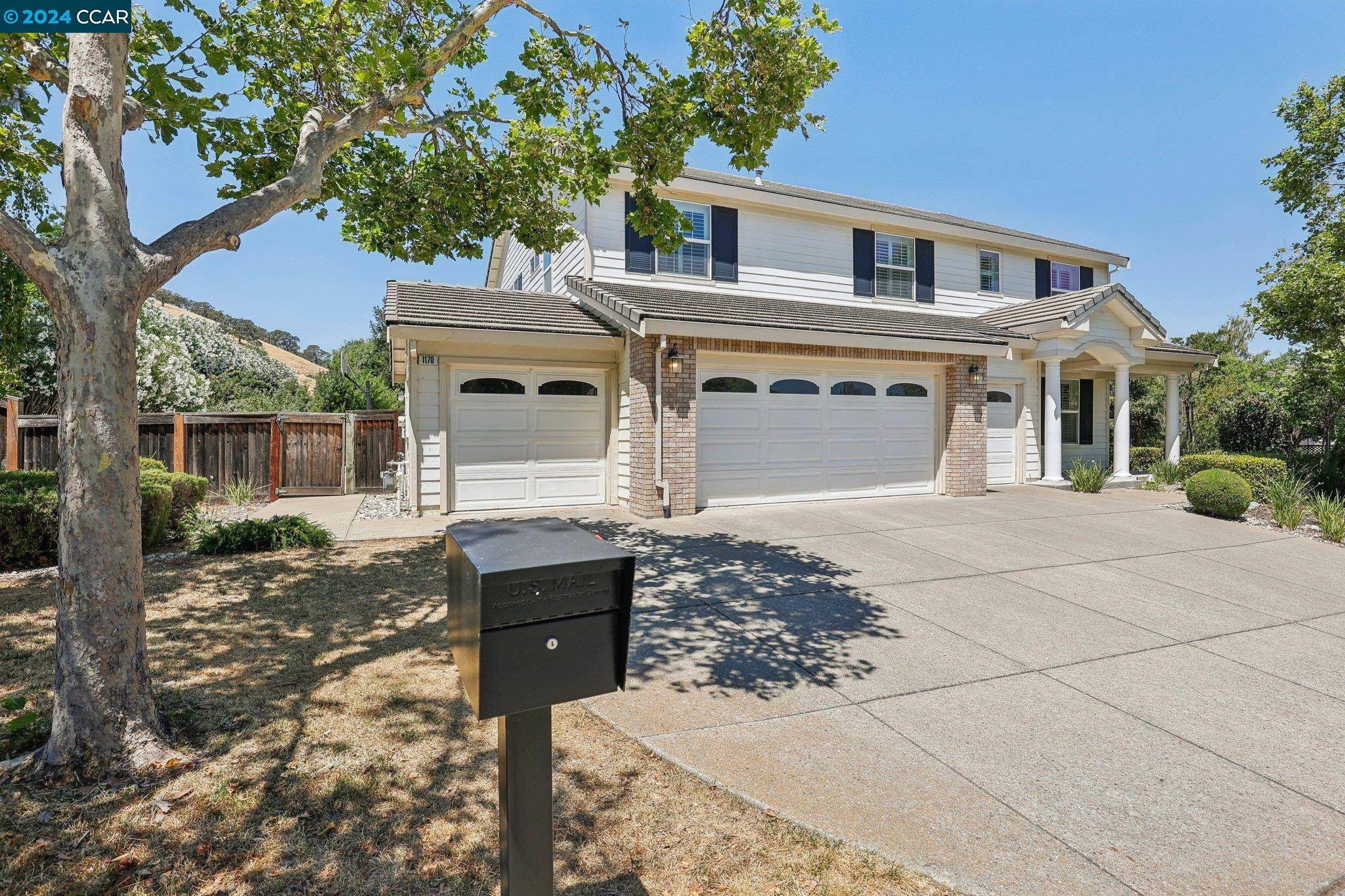 1170 Krona Ln, Concord, CA 94521
