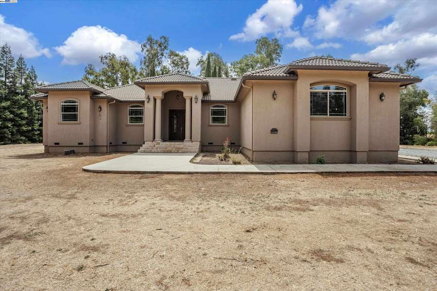 12246 Clay Station Rd, Herald, CA 95638