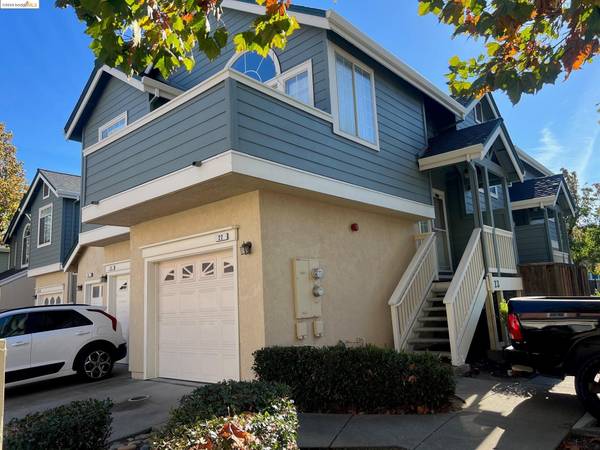 22 Manchester Ln #1, Fairfield, CA 94533