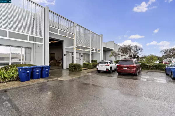 South San Francisco, CA 94080,253 E Harris Ave