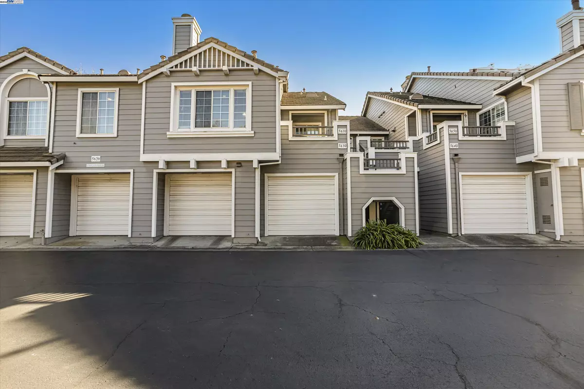 Fremont, CA 94538,5610 Caprice Cmn