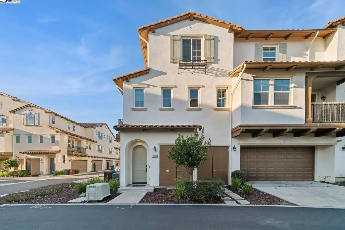 San Ramon, CA 94582,1024 S Monarch