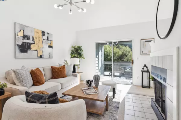 7855 Canyon Meadow Cir #H, Pleasanton, CA 94588