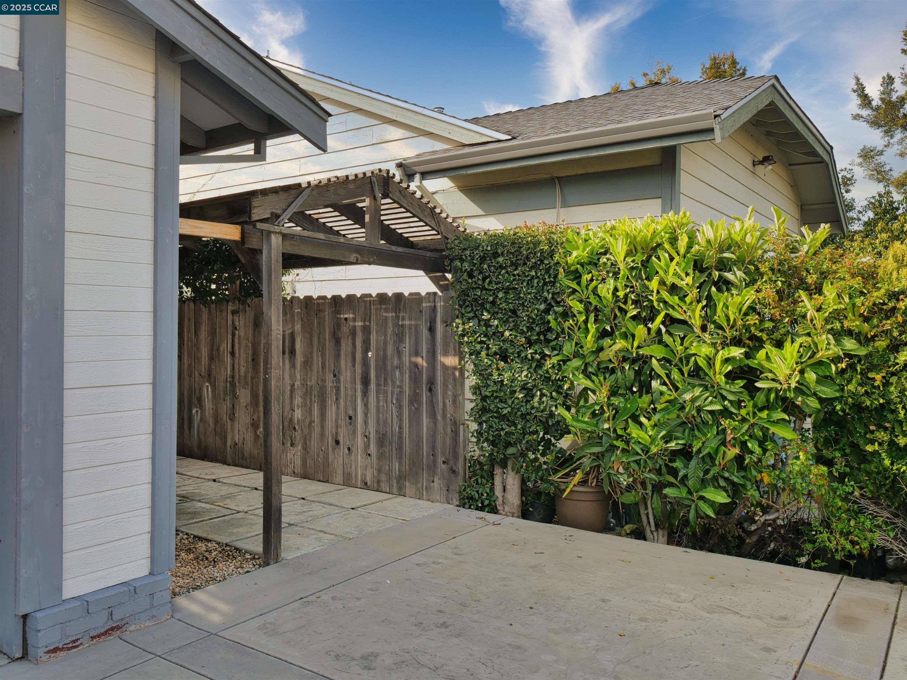 Vallejo, CA 94591,265 Toledo Court