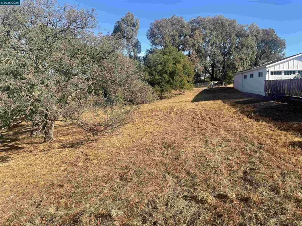 Martinez, CA 94553,35 Hilltop Rd