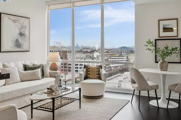 222 Broadway #1002, Oakland, CA 94607