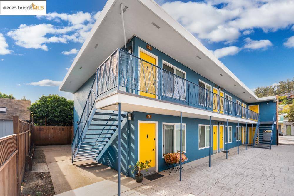 Albany, CA 94706,605 San Pablo Ave
