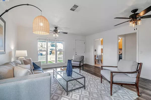 Livermore, CA 94551,1055 Locust St