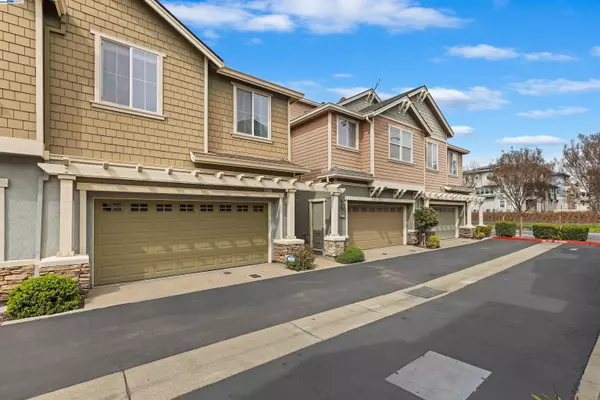 6313 Bray Ct, Dublin, CA 94568