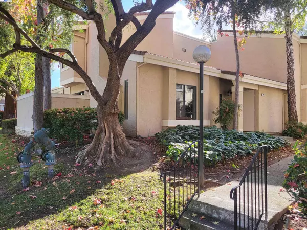 Pleasanton, CA 94566,665 Palomino Dr #D