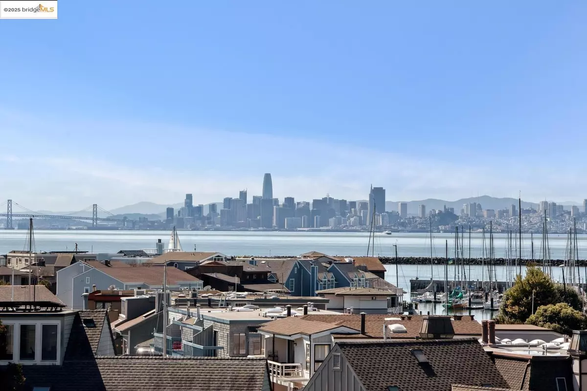 Richmond, CA 94801,1300 Quarry CT #303