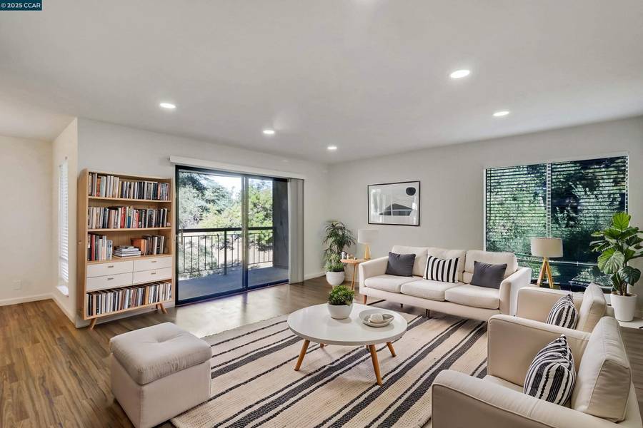 440 N Civic Dr #315, Walnut Creek, CA 94596