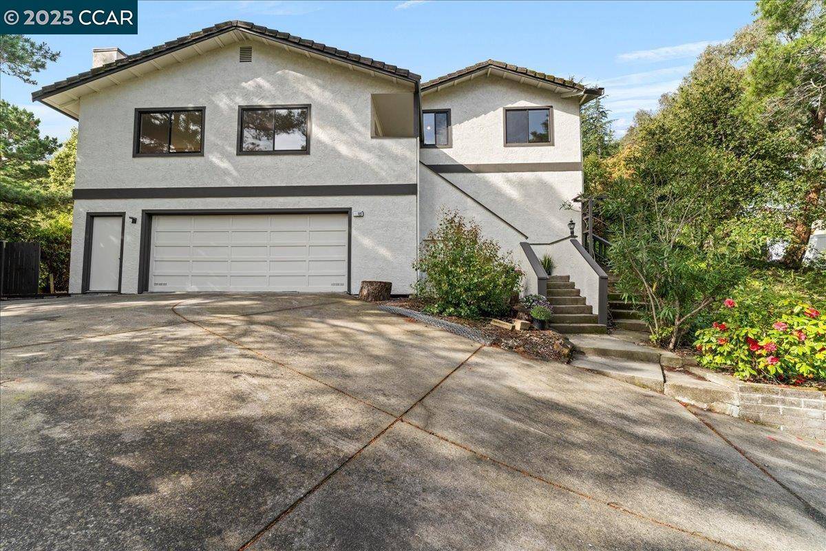 2266 Bristlecone Dr, Richmond, CA 94803