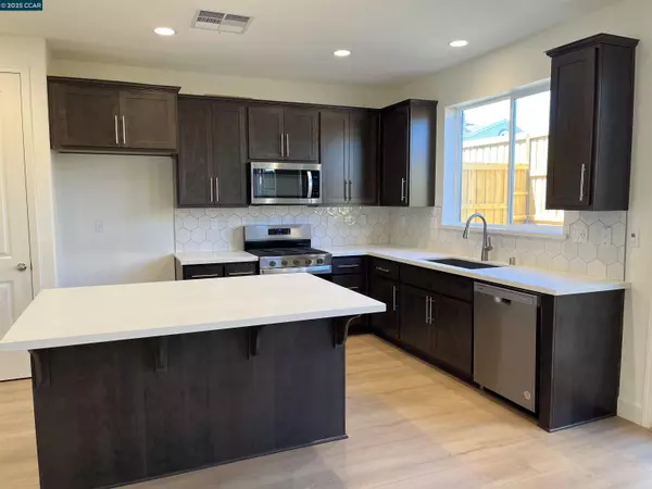 Fairfield, CA 94534,4732 Opus Circle