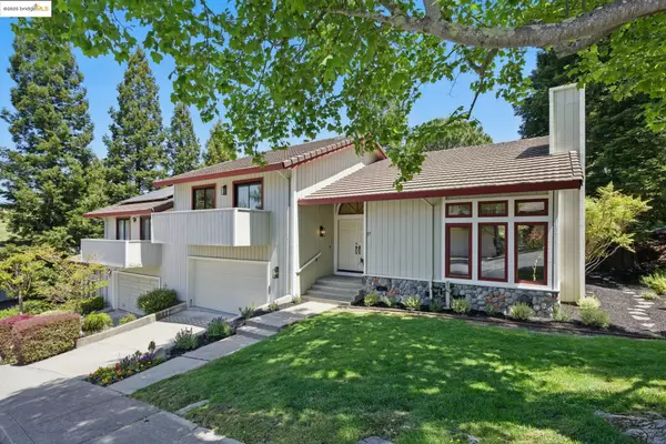 Moraga, CA 94556,17 Via Barcelona
