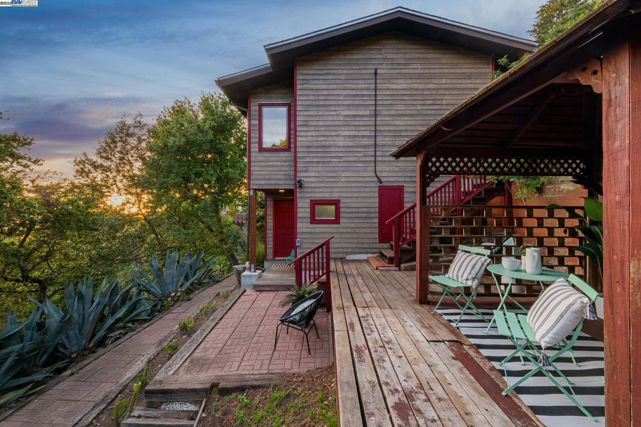 Oakland, CA 94611,2347 PELHAM PLACE