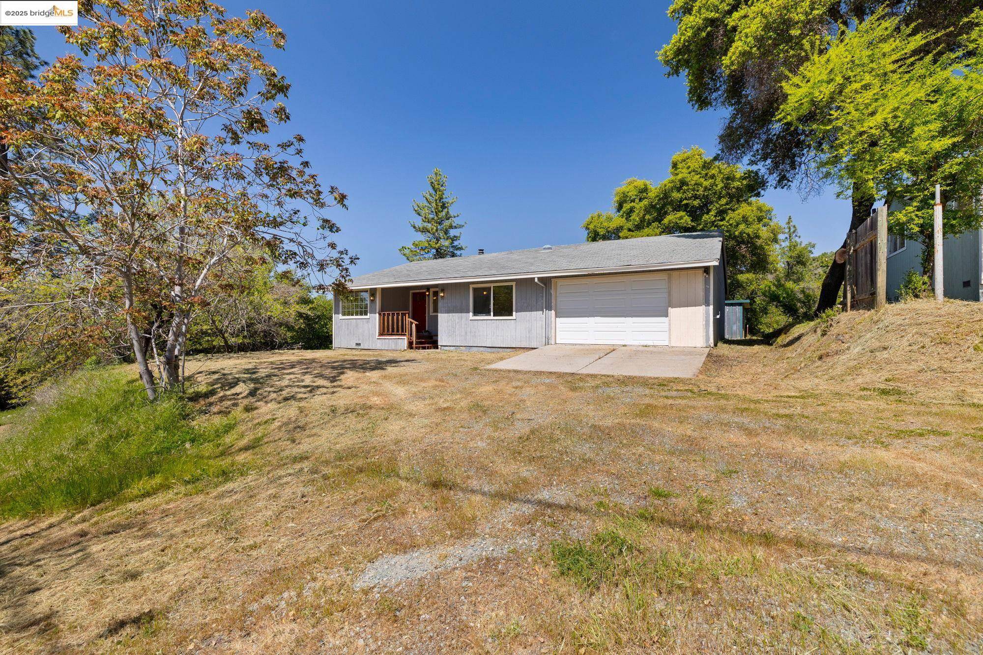 9780 Mormon Creek Rd, Sonora, CA 95370