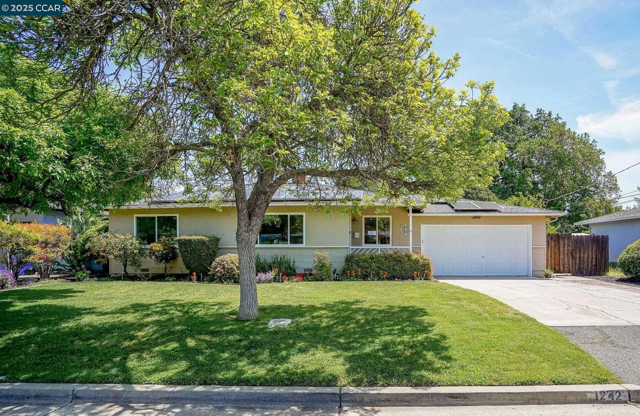 1242 Craig Dr, Concord, CA 94518