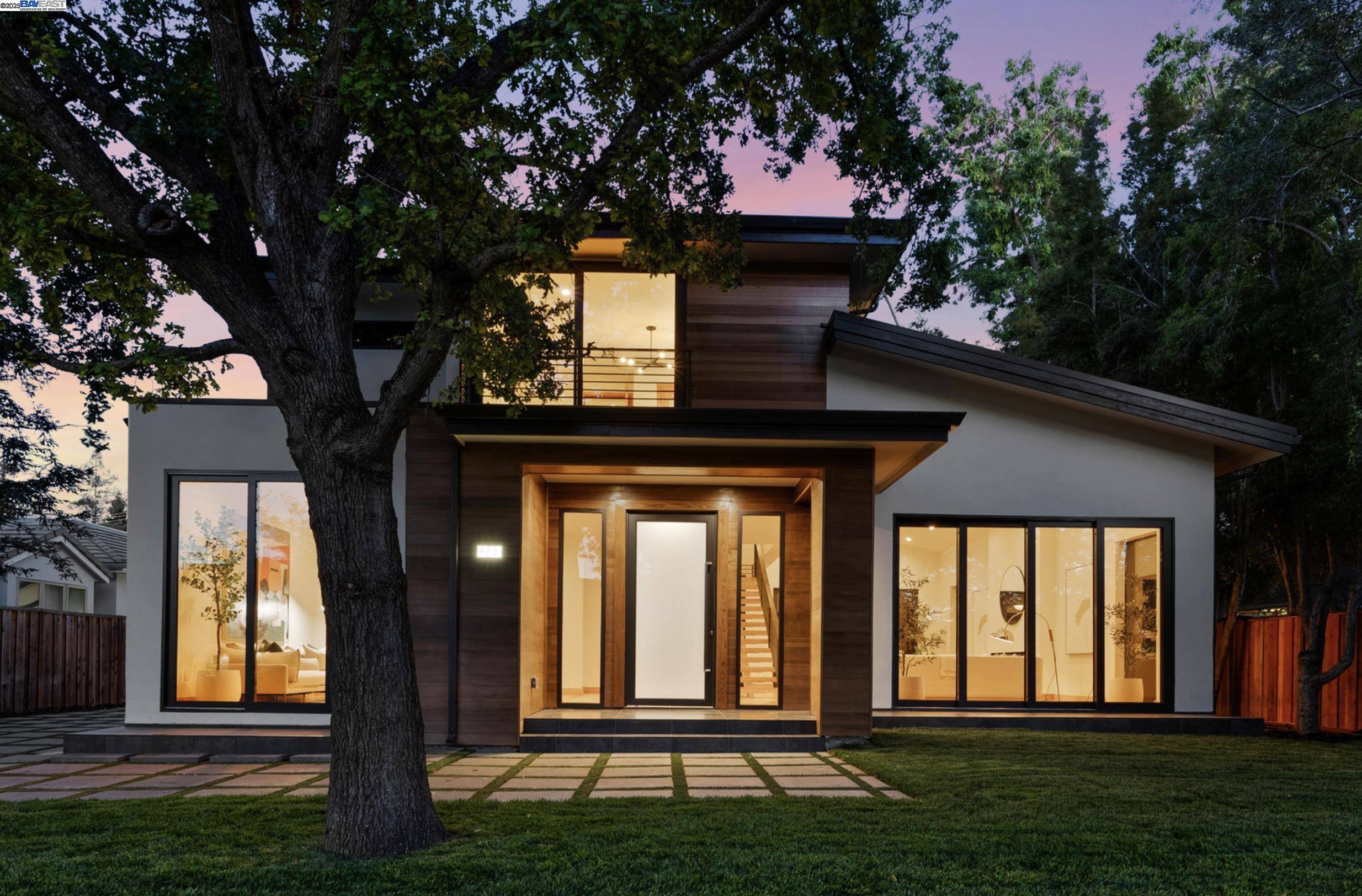 923 Shauna, Palo Alto, CA 94306
