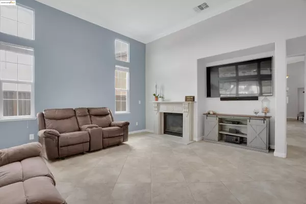 Antioch, CA 94531,4622 Imperial St