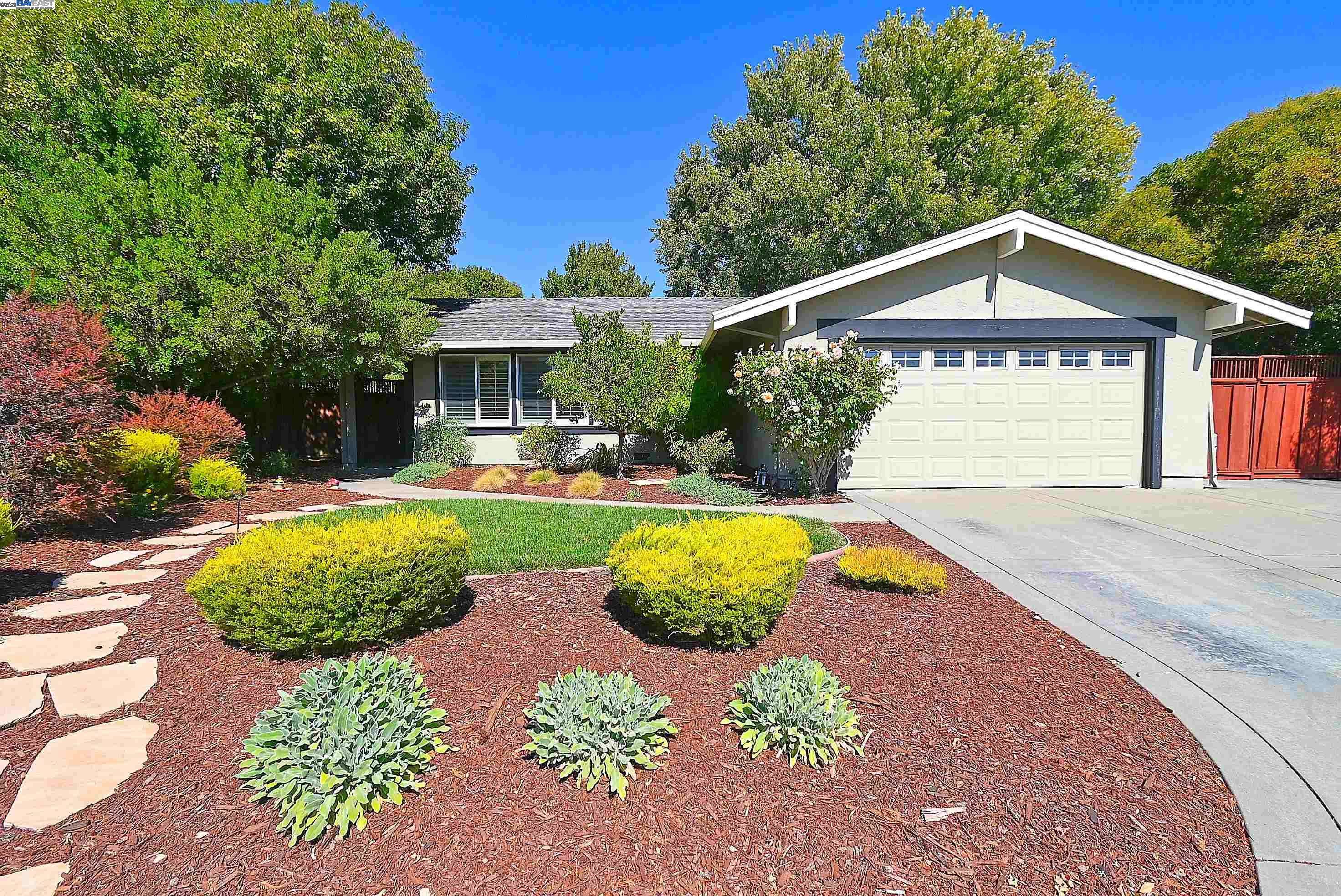 Dublin, CA 94568,7776 Dublin Green Ct