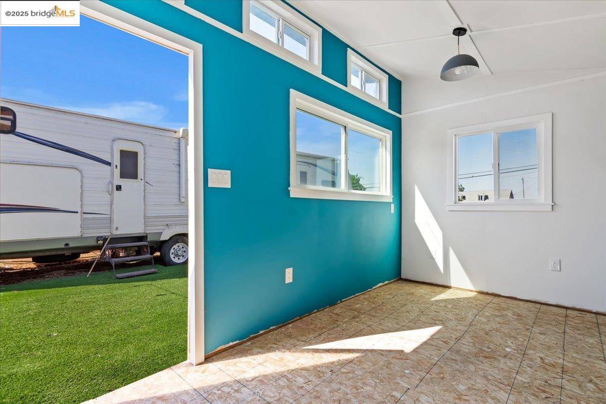 Oakley, CA 94561,5218 Sandmound Blvd