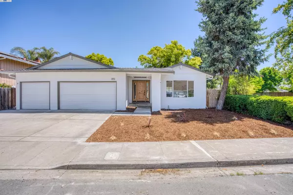 3974 Churchill Dr, Pleasanton, CA 94588