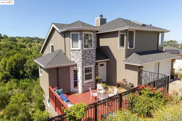 Oakland, CA 94605,10353 Royal Oak Rd