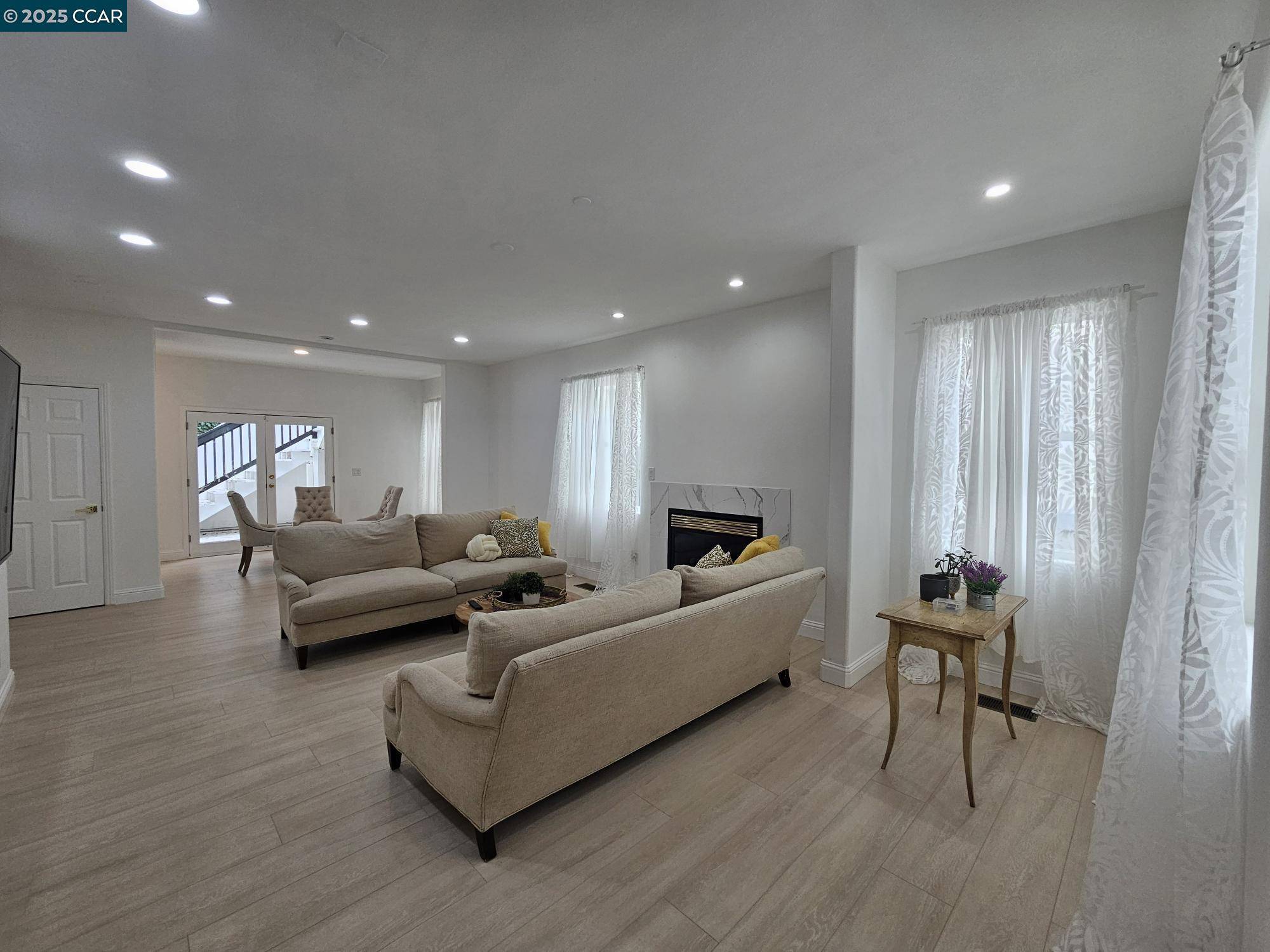 Oakland, CA 94602,2785 Butters Dr