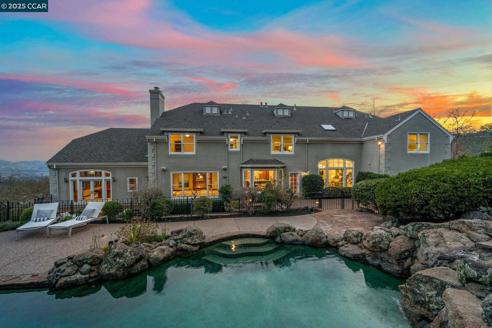 Diablo, CA 94528,2420 Diablo Lakes Ln