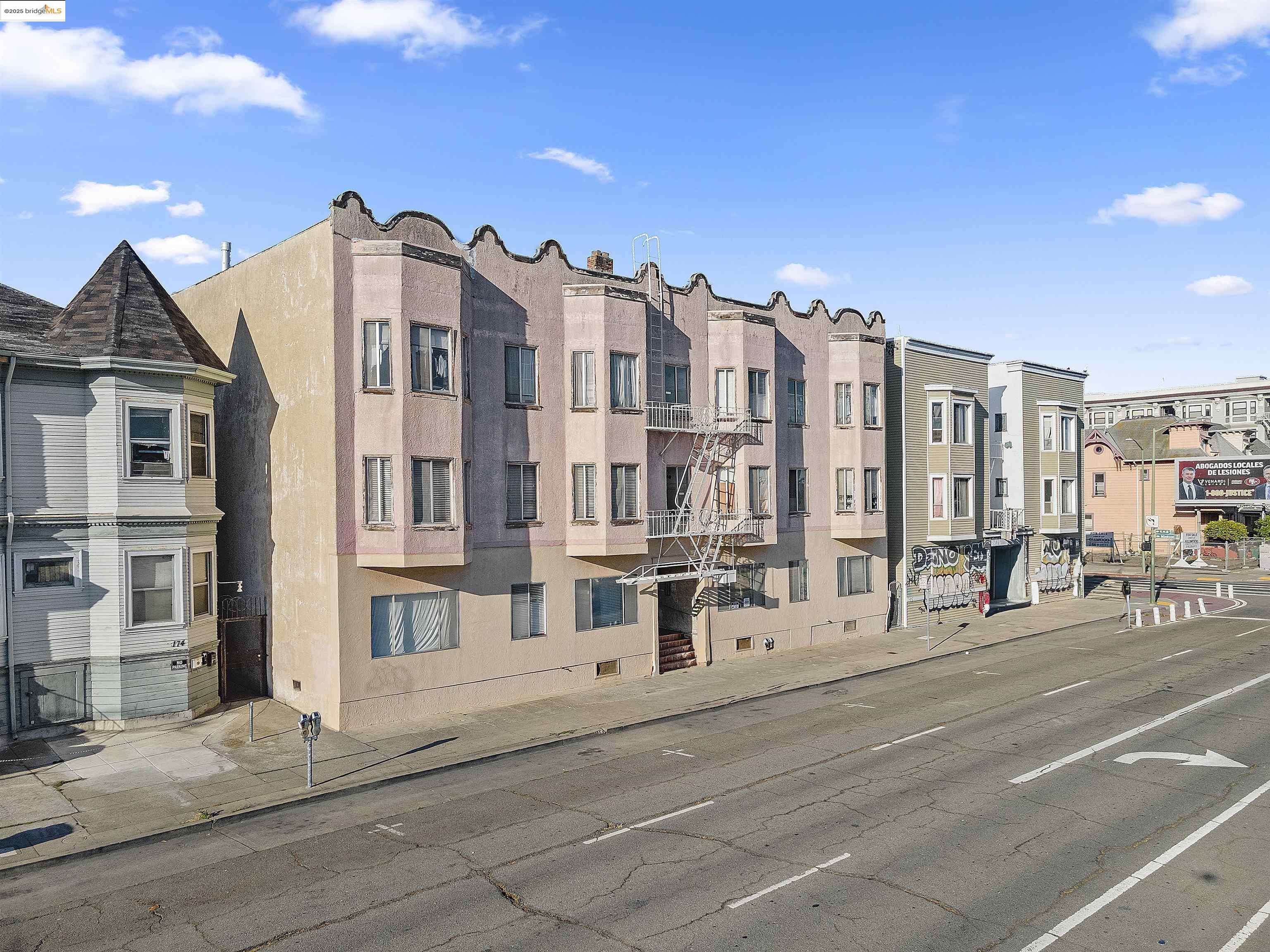 Oakland, CA 94607,160 9Th St