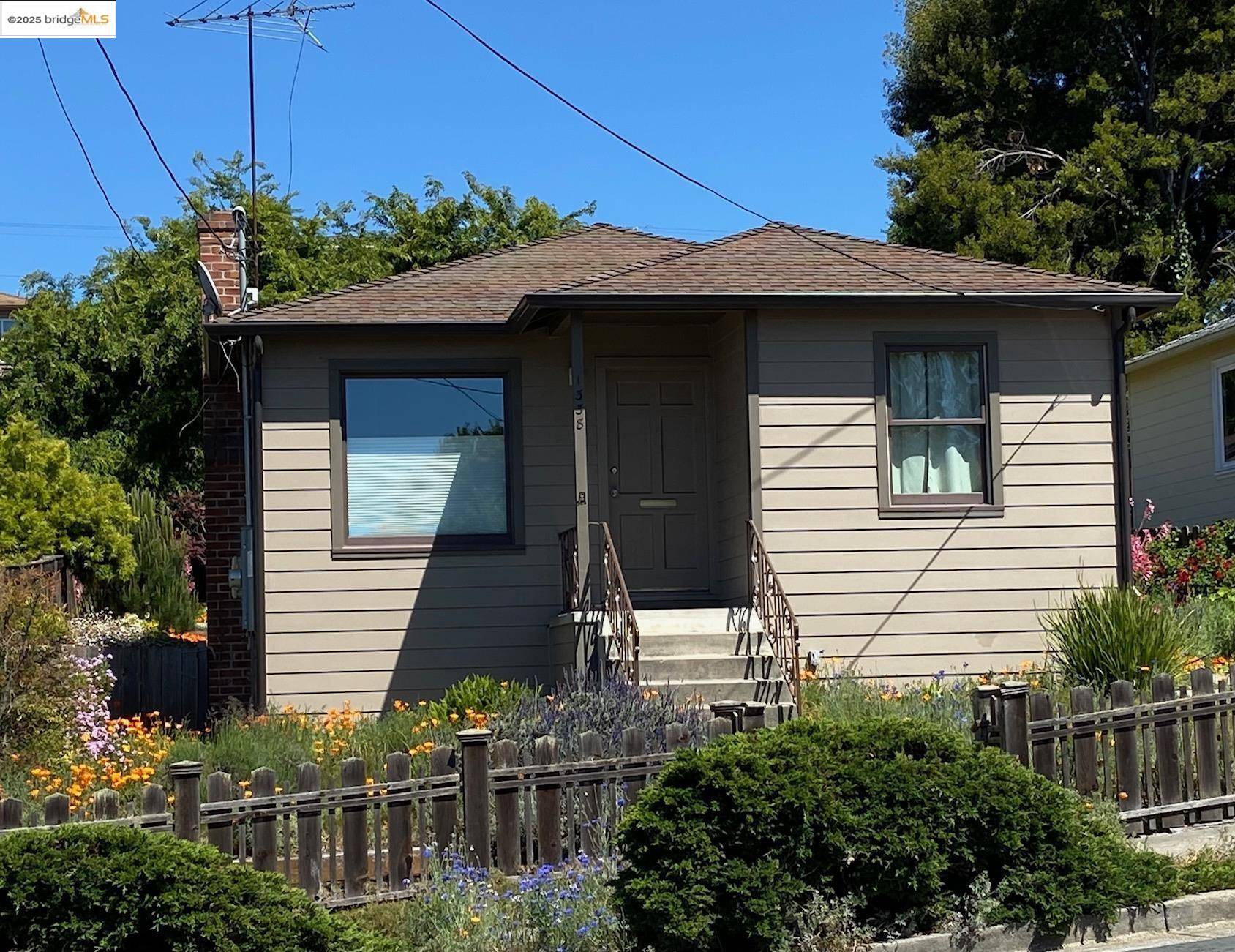 1338 S 58Th St,  Richmond,  CA 94804