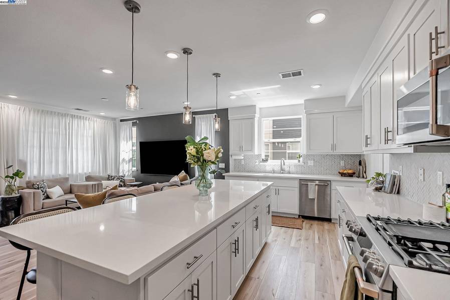 625 Delve Ct, Hayward, CA 94544