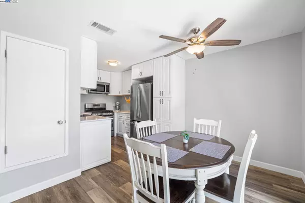 Livermore, CA 94551,1825 Monterey Dr