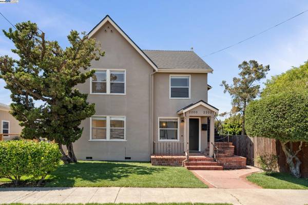 2200 Peach St, Pinole, CA 94564